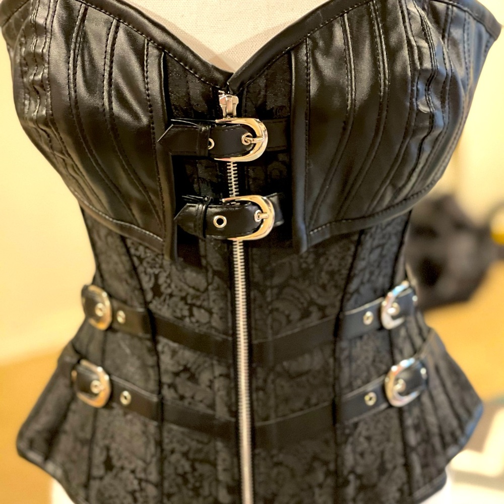 Corset